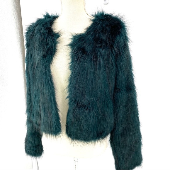 Free People green faux fur crop jacket S/P - Picture 13 of 16